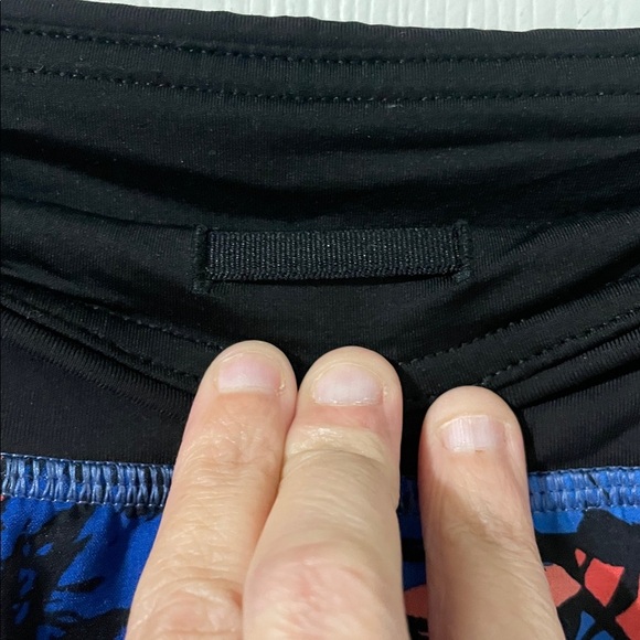 Lululemon Speed Shorts Paint Storm Harbor Blue Black Lined Size 8 - Picture 6 of 13